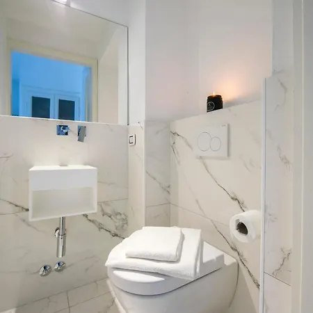 וילה Sleeps 12 Brienno