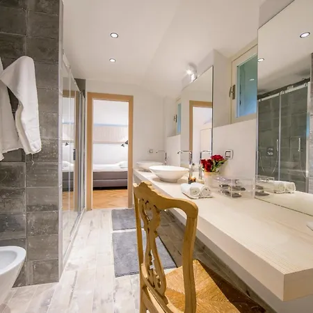 Sleeps 12 * Brienno