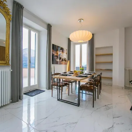 Sleeps 12
